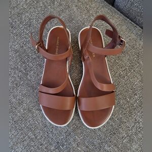 Marc Fisher Women's Grandie Platform Sandal Size 7M Faux Leather and Cork